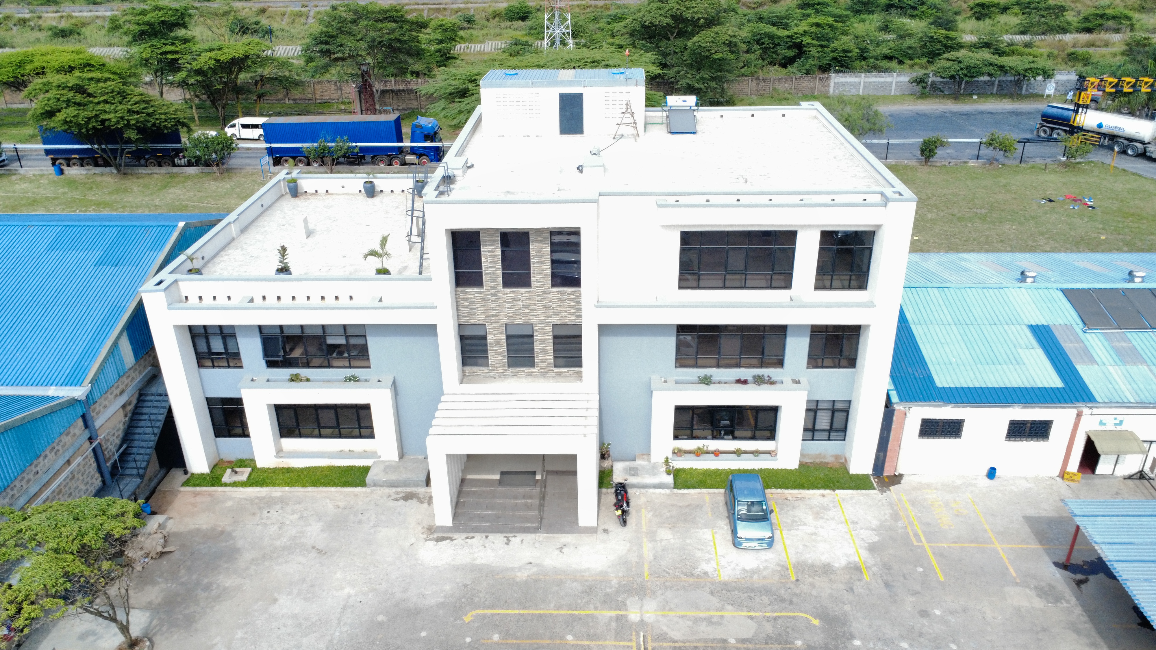 Office Complex for KAPA Oil Refineries  - Image 6
